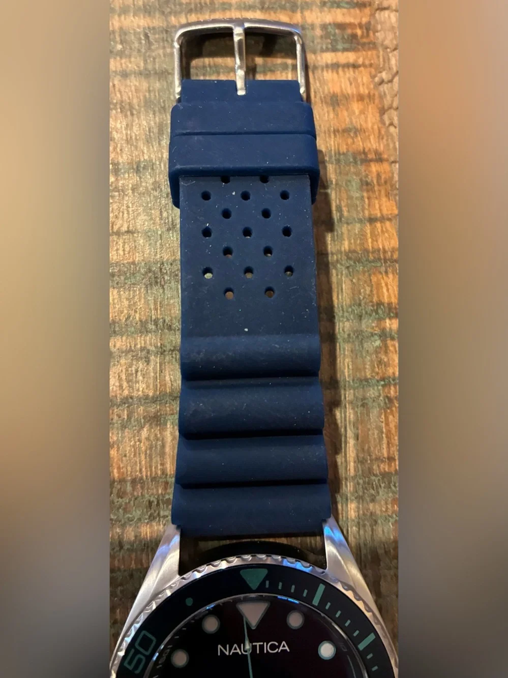 Nautica N83 Men's Watch NAPFWS219 Blue Silicone Strap Watch Like New With Box